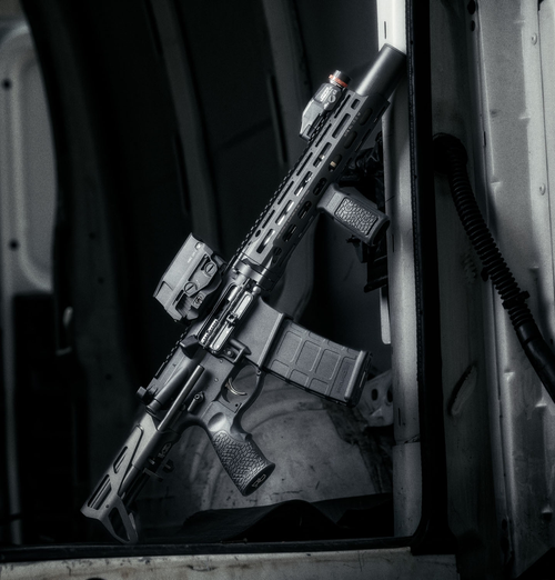CNC Firearms Daniel Defense PPW Regulator 300 BO 30rd,7" Threaded Barrel, Black Aluminum Receiver Picatinny Rail, M-Lok Handguard, Maxim Defense CQB Gen 7 Black Polymer Buttstock, Black