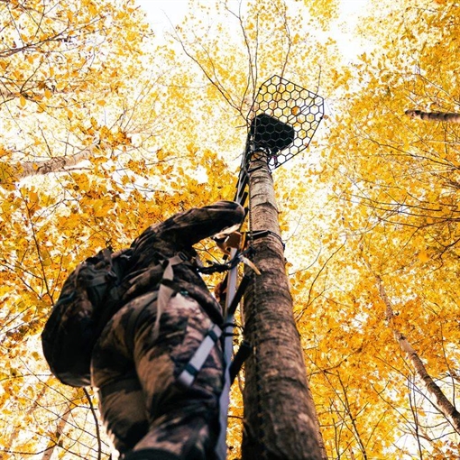 Rivers Edge Treestands Rivers Edge Lite Foot Hang On Stand Aluminum RE557