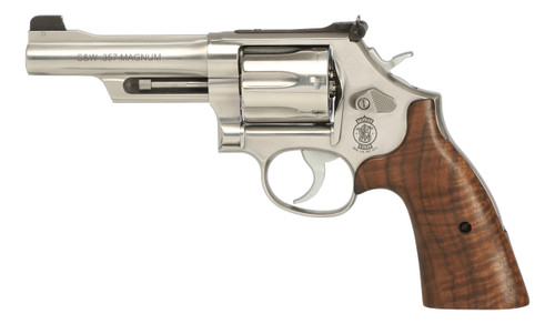 Smith & Wesson Model 686 Plus Mountain Gun Exclusive Edition 357 Mag/38 Spl 4" Barrel Bear Hug Grips
